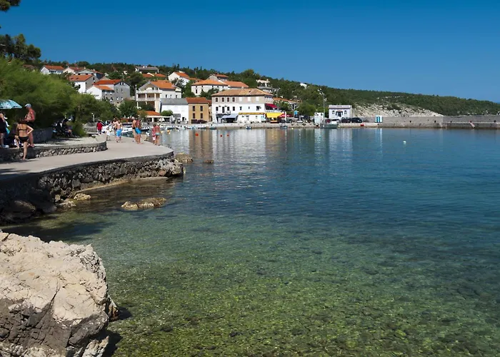 6 Vrbnik (Primorje-Gorski Kotar)